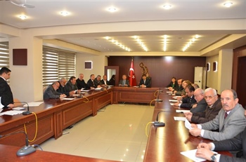 KARABÜK'TE DERNEKLERE YÖNELİK AÇIK HİBE PROGRAMLARI BİLGİLENDİRME TOPLANTISI