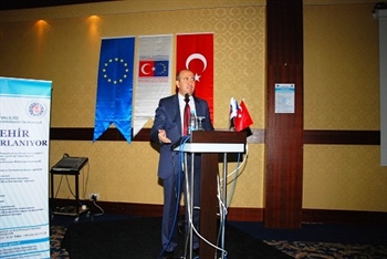 Eskişehir Valiliği Avrupa Birliği Paneli ve 2011 Yılı Beşinci AB UDYK Toplantısı Düzenlendi