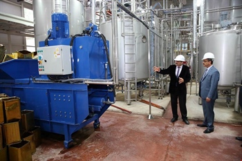 Ordu Valisi Yavuz, Arım Balım Peteğim Projesi Kapsamında Bal Paketleme Tesisi ve Analiz Laboratuvarlarını İnceledi